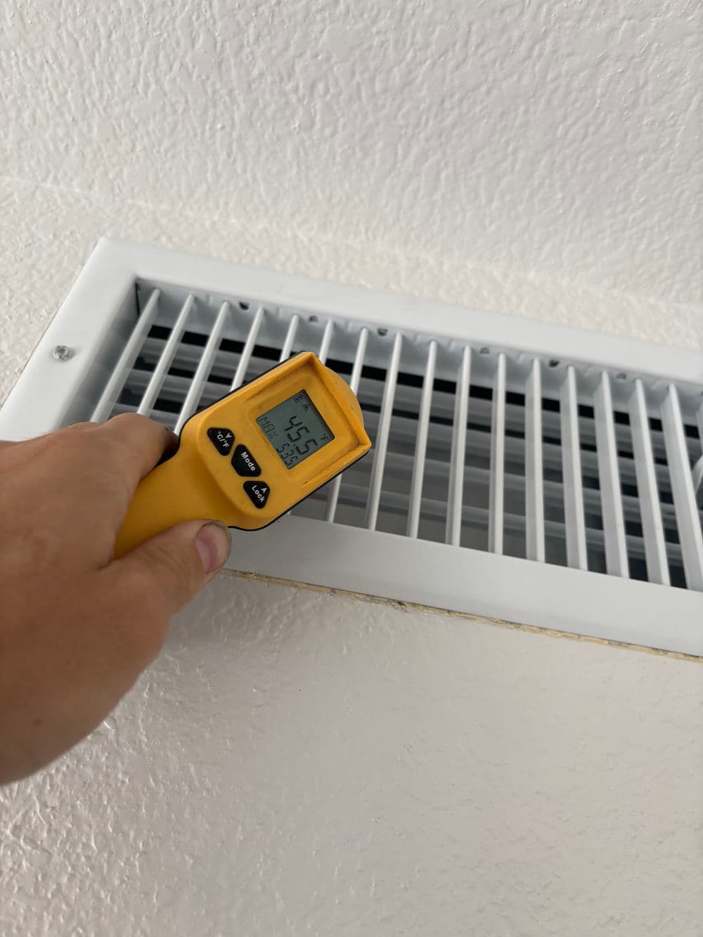 HVAC Airflow and Temperature Diagnostic in Oceanside CA image
